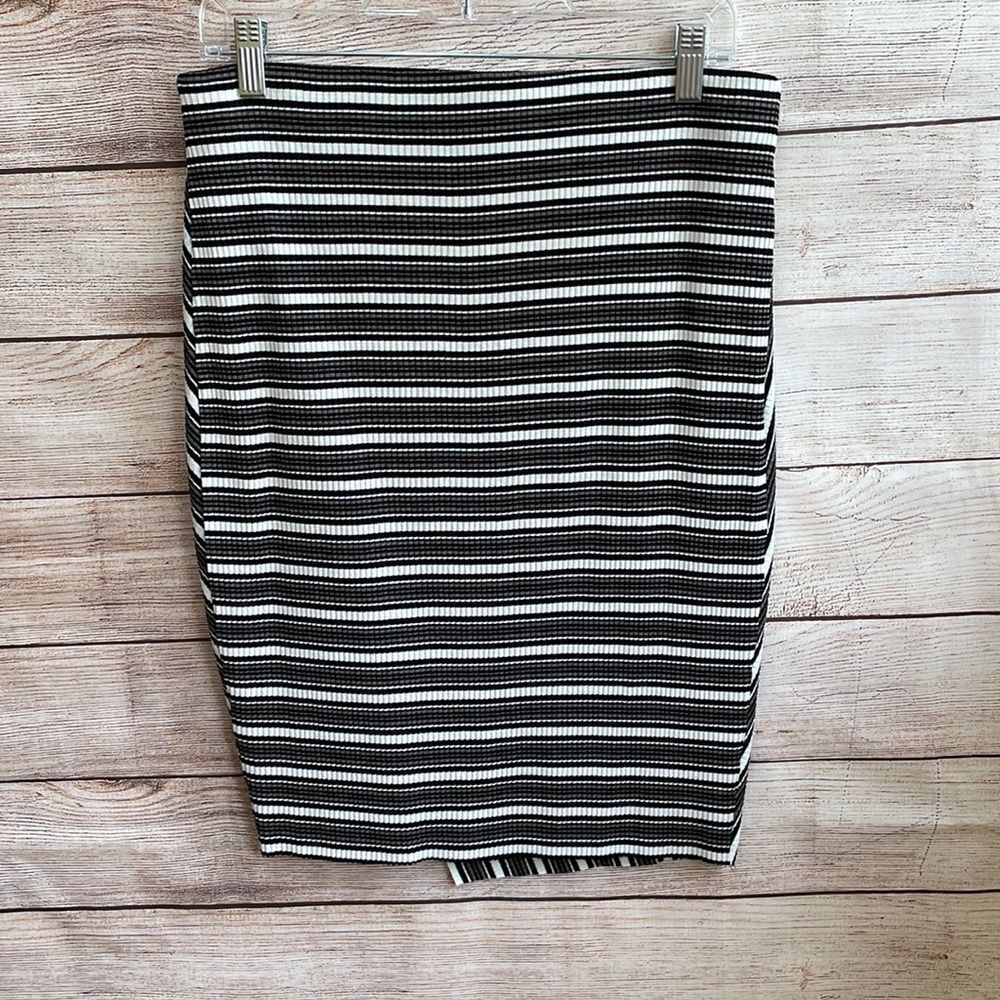 BAILEY 44 STRIPED KNIT SKIRT - Picture 5 of 5